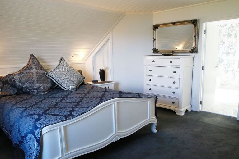 Photo of property in 29 The Track, Plimmerton, Porirua, 5026