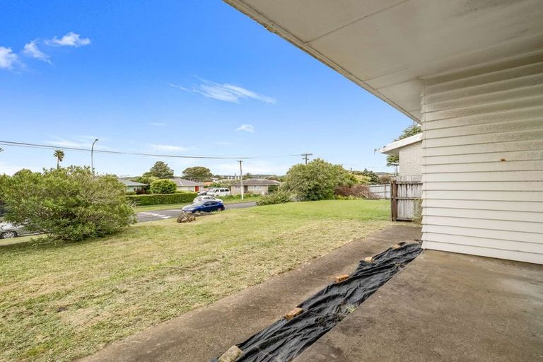 Photo of property in 51 Tawa Crescent, Manurewa, Auckland, 2102