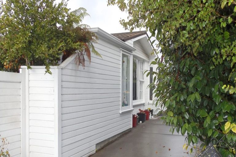 Photo of property in 11a Poynder Avenue, Merivale, Christchurch, 8014