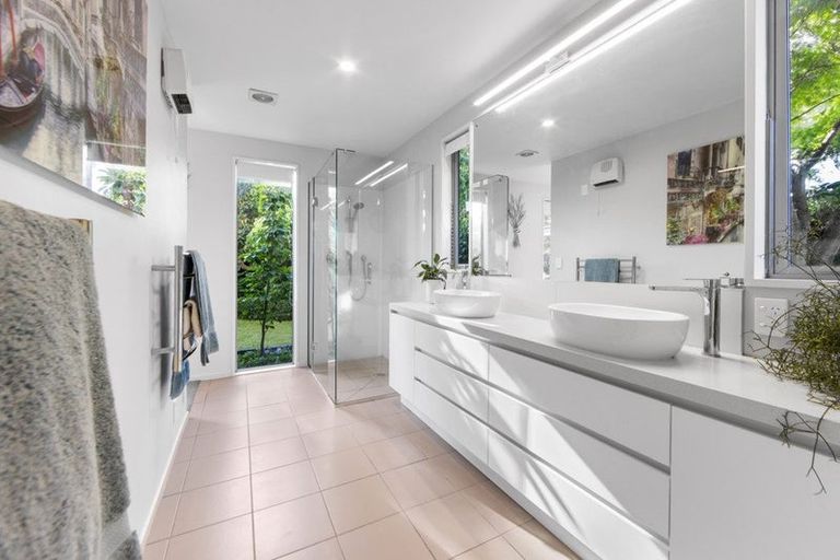 Photo of property in 159 Clyde Road, Burnside, Christchurch, 8053