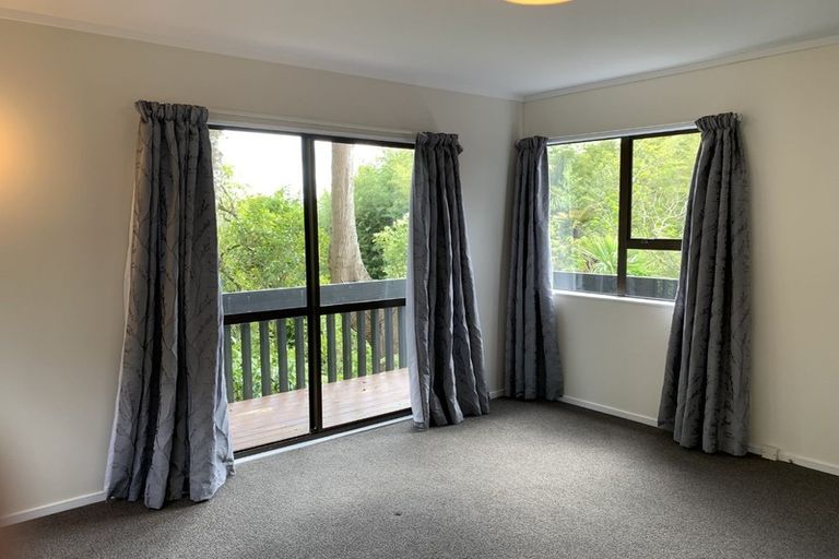 Photo of property in 92b Kamahi Street, Stokes Valley, Lower Hutt, 5019