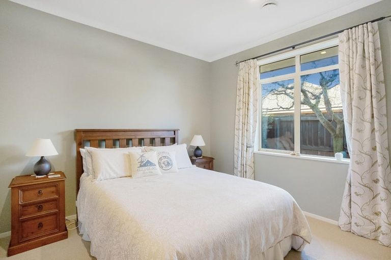 Photo of property in 21 Cairnbrae Drive, Prebbleton, 7604