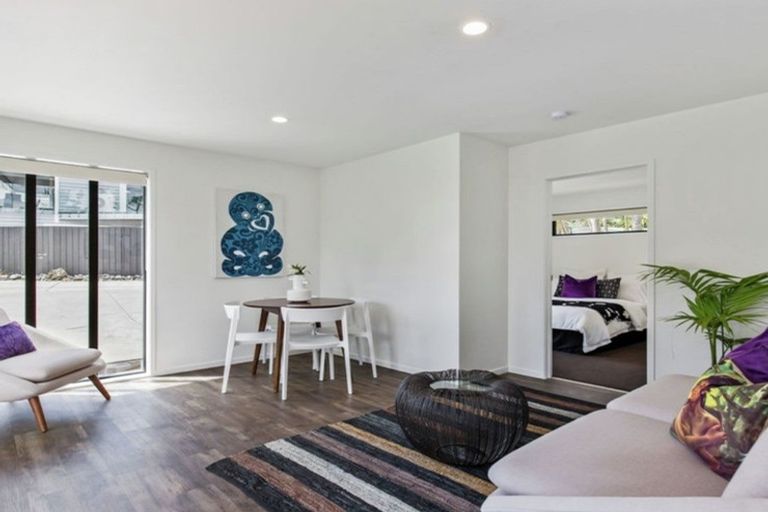 Photo of property in 131c Rosier Road, Glen Eden, Auckland, 0602