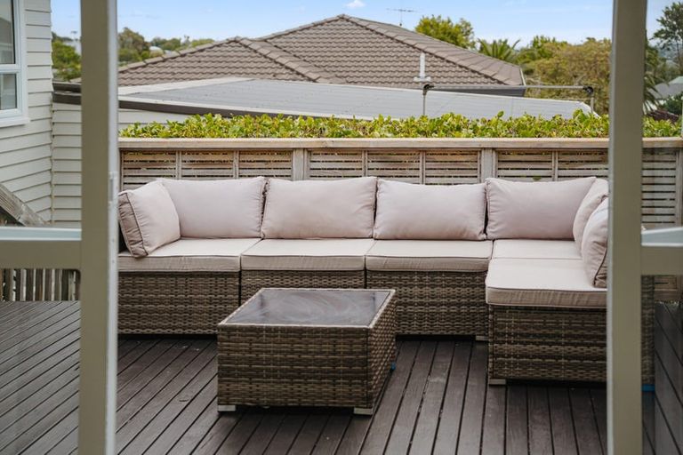 Photo of property in 1/28 Bleakhouse Road, Howick, Auckland, 2014