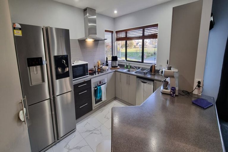 Photo of property in 7 Monterey Place, Parklands, Christchurch, 8083