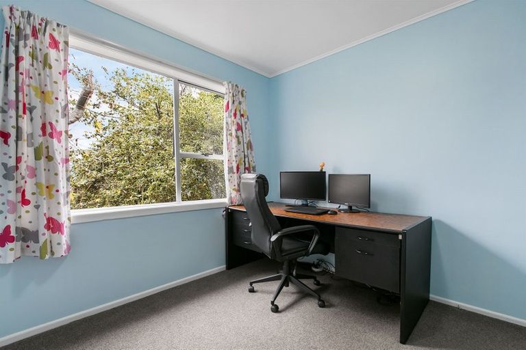 Photo of property in 1/8 Beldon Place, Pakuranga Heights, Auckland, 2010