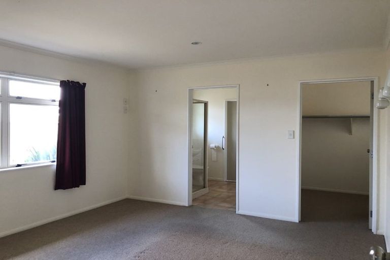 Photo of property in 44 Kent Avenue, Waitarere Beach, Levin, 5510