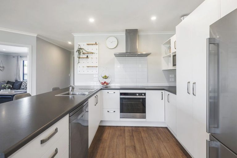 Photo of property in 14 Twain Crescent, Owhata, Rotorua, 3010