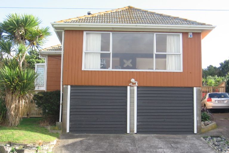 Photo of property in 46 Waiuta Street, Titahi Bay, Porirua, 5022