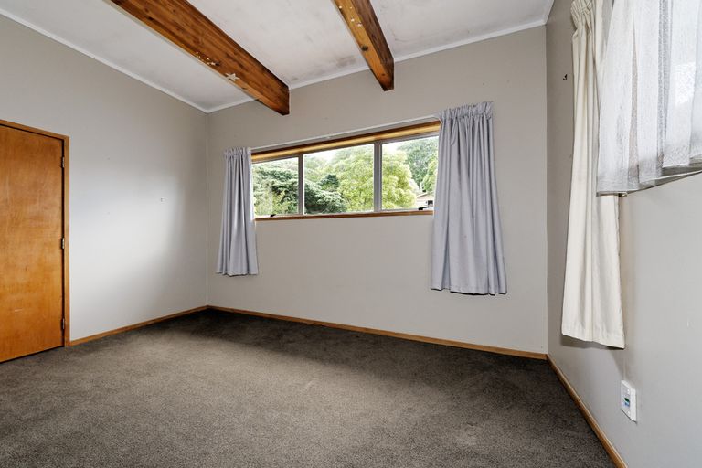 Photo of property in 5 Kotinga Avenue, Glen Eden, Auckland, 0602