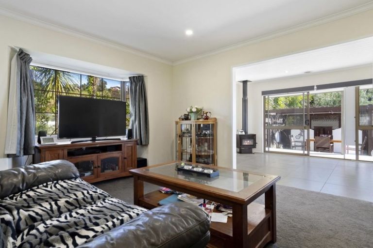 Photo of property in 52a Resolution Road, Welcome Bay, Tauranga, 3112