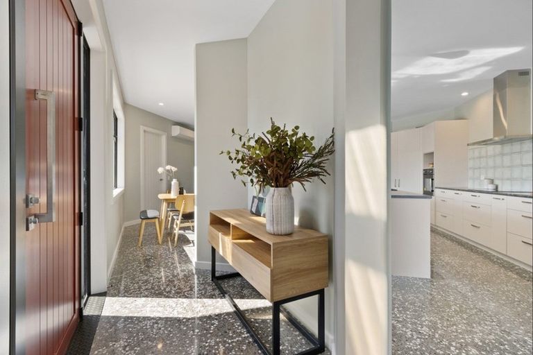 Photo of property in 98 Bledisloe Road, Maraenui, Napier, 4110