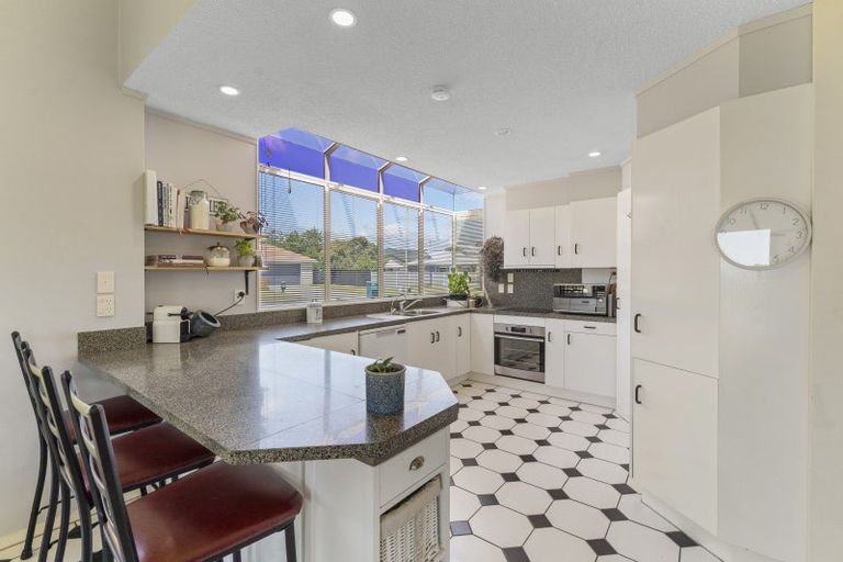 Photo of property in 304 Manly Street, Paraparaumu Beach, Paraparaumu, 5032