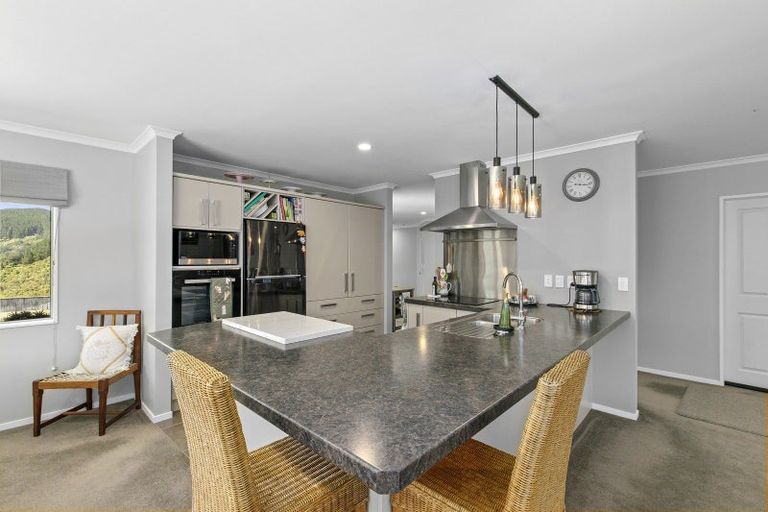 Photo of property in 103 Kirton Drive, Riverstone Terraces, Upper Hutt, 5018