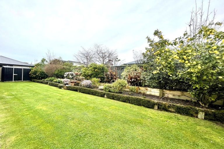 Photo of property in 21 Te Heipora Place, Havelock North, 4130