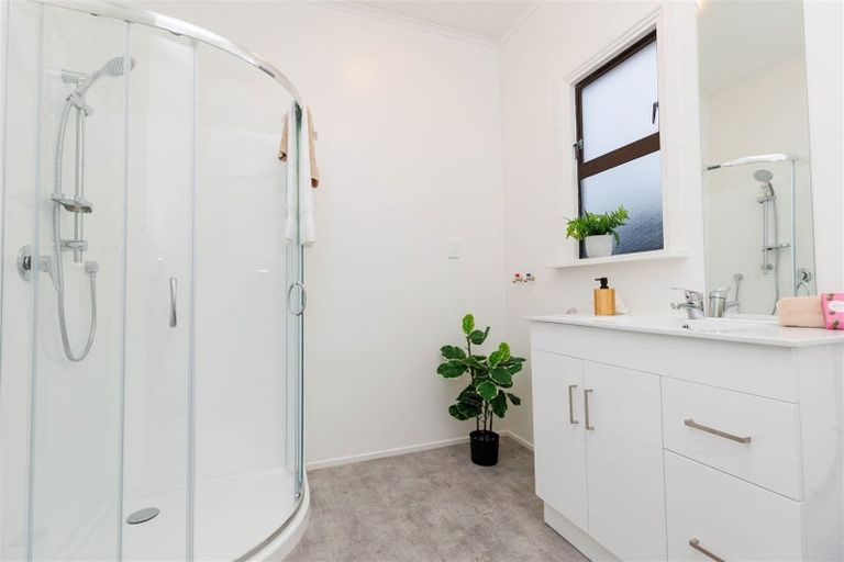 Photo of property in 104 Wexford Road, Miramar, Wellington, 6022