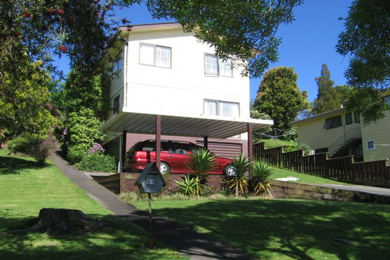 Photo of property in 21 Lendenfeld Drive, Papatoetoe, Auckland, 2025