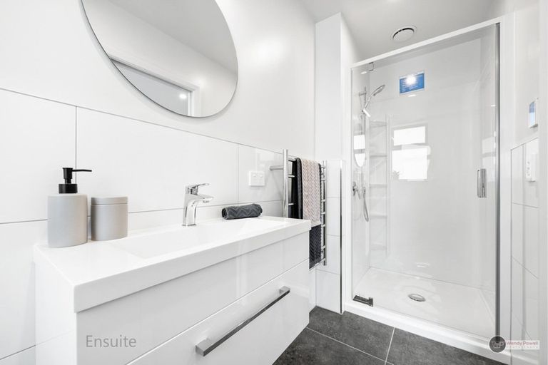 Photo of property in 93a Riverside Drive, Waiwhetu, Lower Hutt, 5010