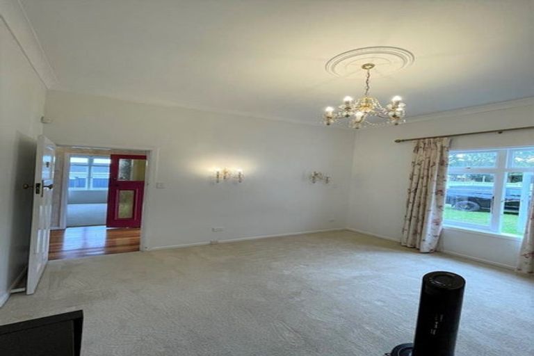 Photo of property in 57 Beach Road, Pahurehure, Papakura, 2113