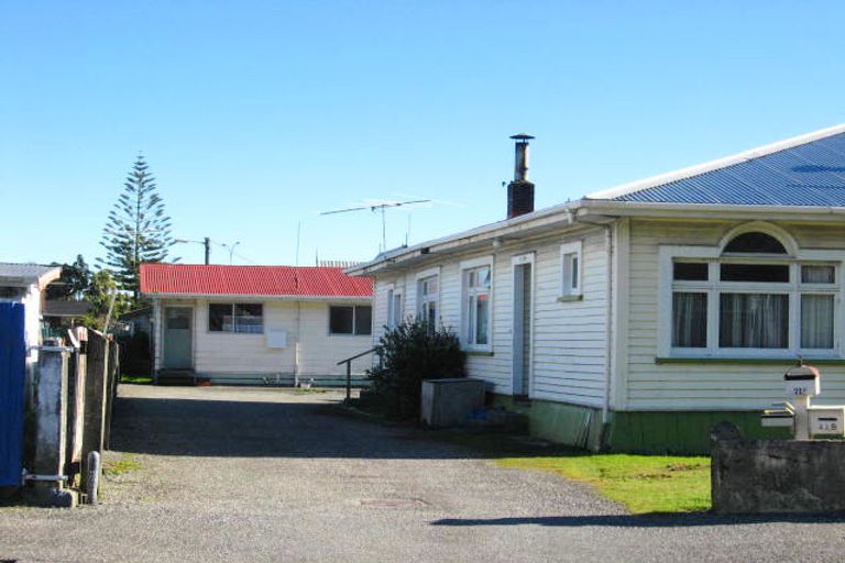 Photo of property in 22 Shakespeare Street, Greymouth, 7805