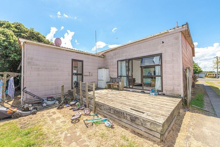 Photo of property in 5 Abbot Street, Gonville, Whanganui, 4501