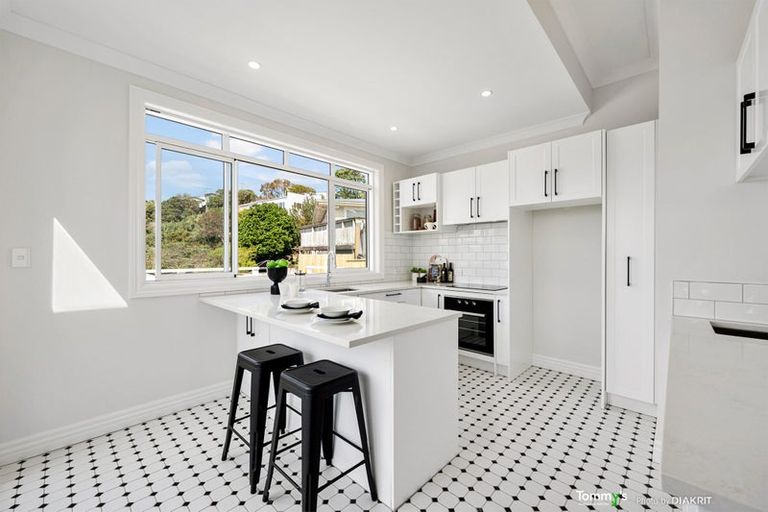 Photo of property in 115 Farnham Street, Mornington, Wellington, 6021