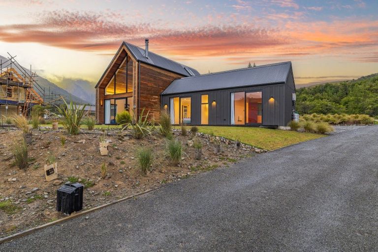 Photo of property in 50 Luge Loop, Castle Hill, 7580