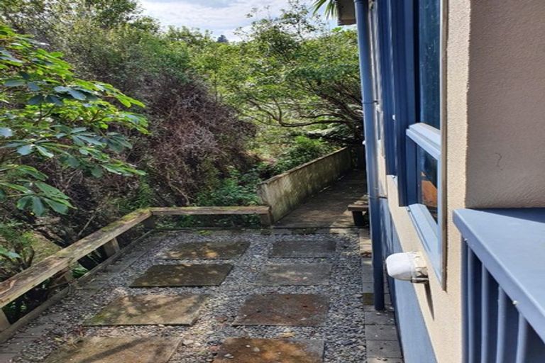 Photo of property in 107 Viewmont Drive, Harbour View, Lower Hutt, 5010