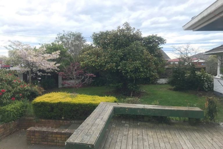 Photo of property in 12 Niagara Street, Wainoni, Christchurch, 8061