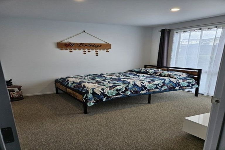 Photo of property in 6 Paddock Lane, Pukekohe, 2120