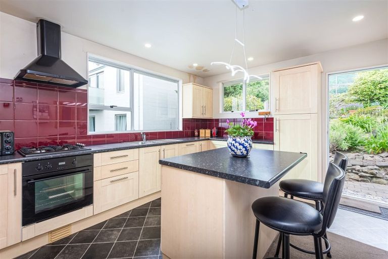 Photo of property in 184 Major Hornbrook Road, Mount Pleasant, Christchurch, 8081