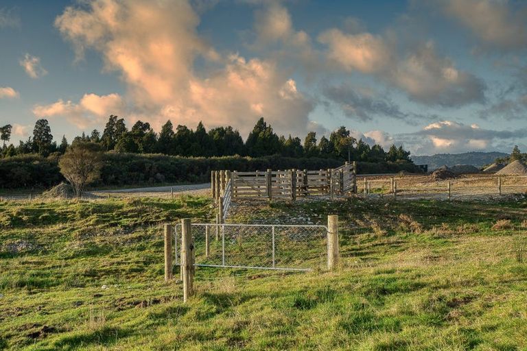 Photo of property in 577 Blue Spur Road, Arahura Valley, Hokitika, 7882