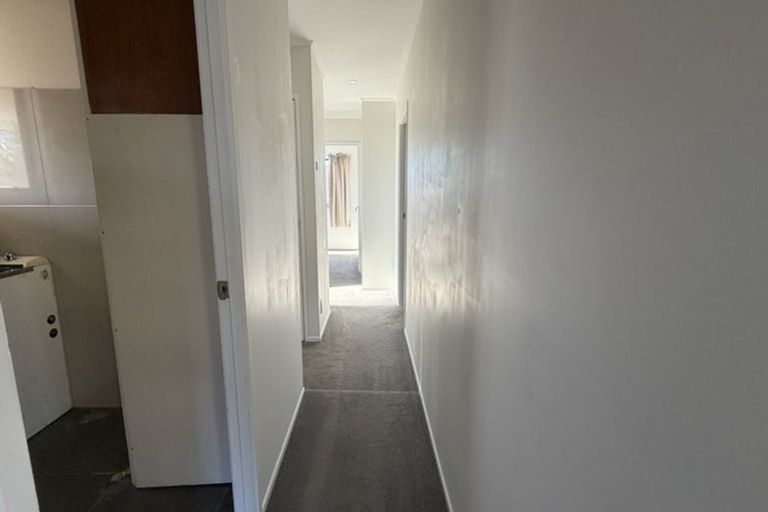 Photo of property in 57 Catkin Crescent, Papatoetoe, Auckland, 2025
