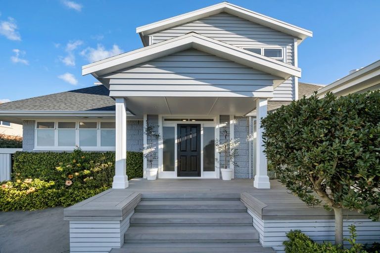 Photo of property in 162 Oceanbeach Road, Mount Maunganui, 3116