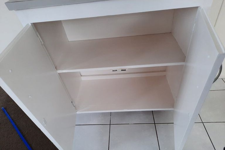 Photo of property in 4 Sabot Place, Massey, Auckland, 0614