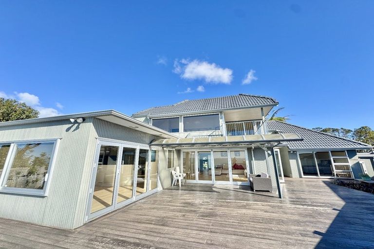 Photo of property in 2 Cliff Road, Torbay, Auckland, 0630