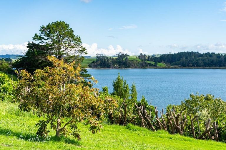 Photo of property in Pahi Road, Pahi, Paparoa, 0571