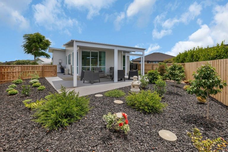 Photo of property in 16 Riverglen Road, Waipu, 0510