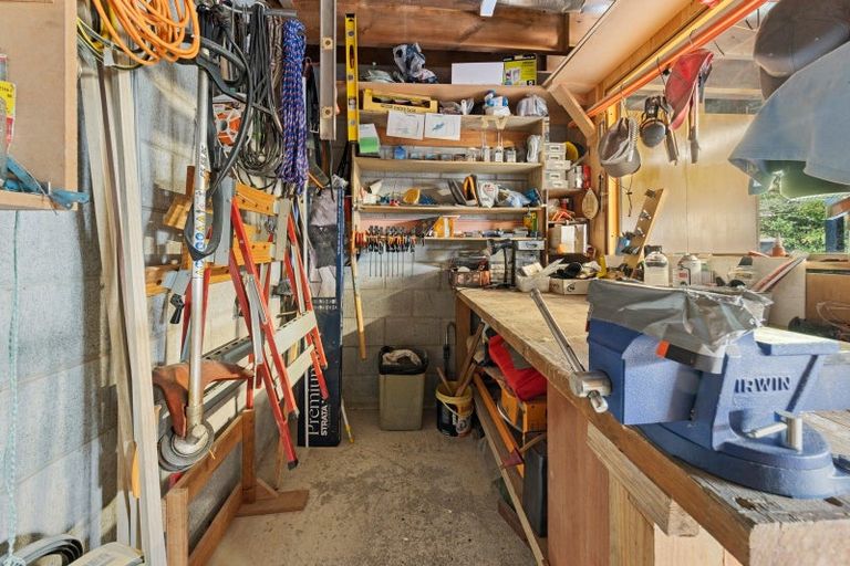 Photo of property in 17 Ballantrae Place, Highlands Park, New Plymouth, 4312