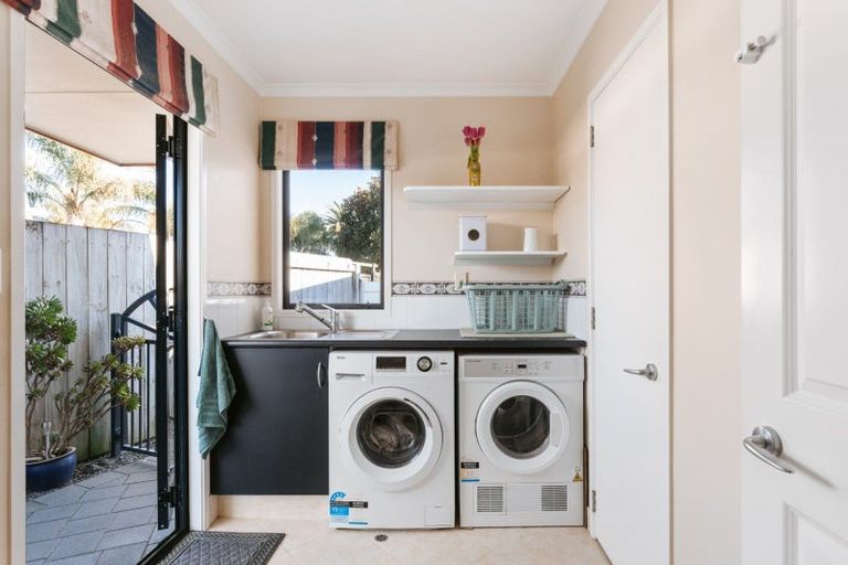 Photo of property in 38 Sanctuary Key, Papamoa Beach, Papamoa, 3118