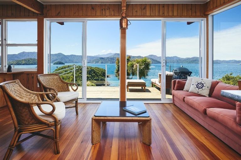 Photo of property in 311 Port Underwood Road, Whatamango Bay, Picton, 7281