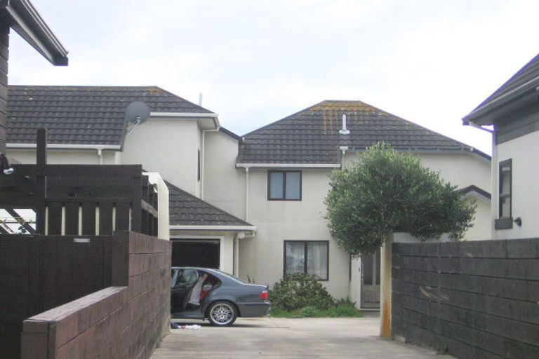 Photo of property in 19 Tamahine Street, Maupuia, Wellington, 6022