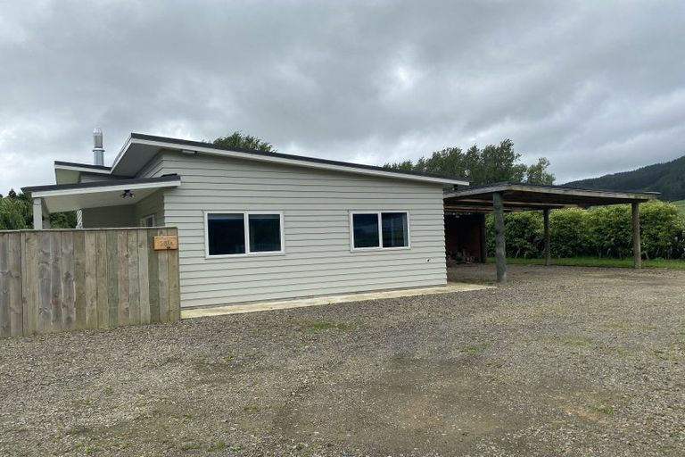 Photo of property in 281 North Manakau Road, Manakau, Levin, 5573