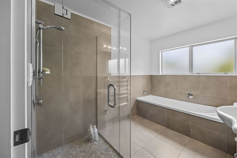 Photo of property in 10 Arthur Street, Hawera, 4674