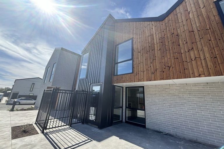 Photo of property in 2/9 Chatham Street, Addington, Christchurch, 8024