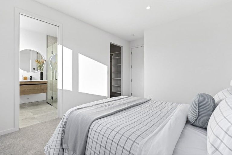 Photo of property in 8 Buttercup Street, Wanaka, 9382