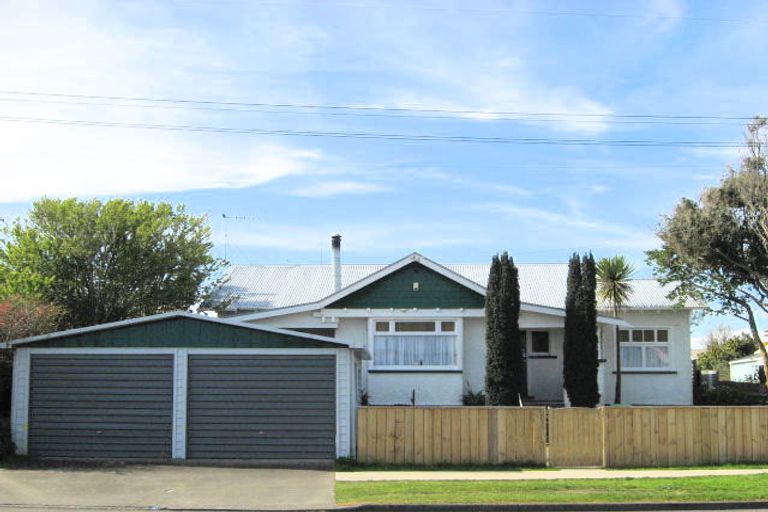 Photo of property in 30 Gonville Avenue, Gonville, Whanganui, 4501