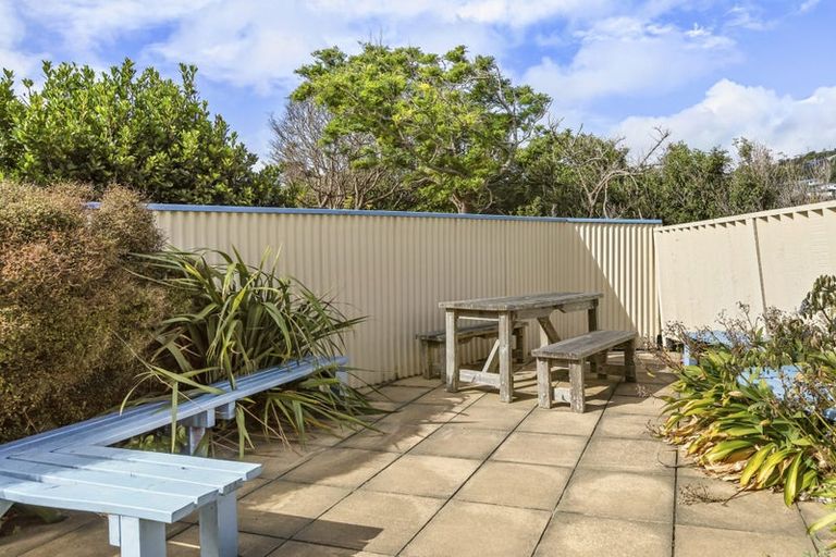 Photo of property in 20 Carlisle Street, Island Bay, Wellington, 6023