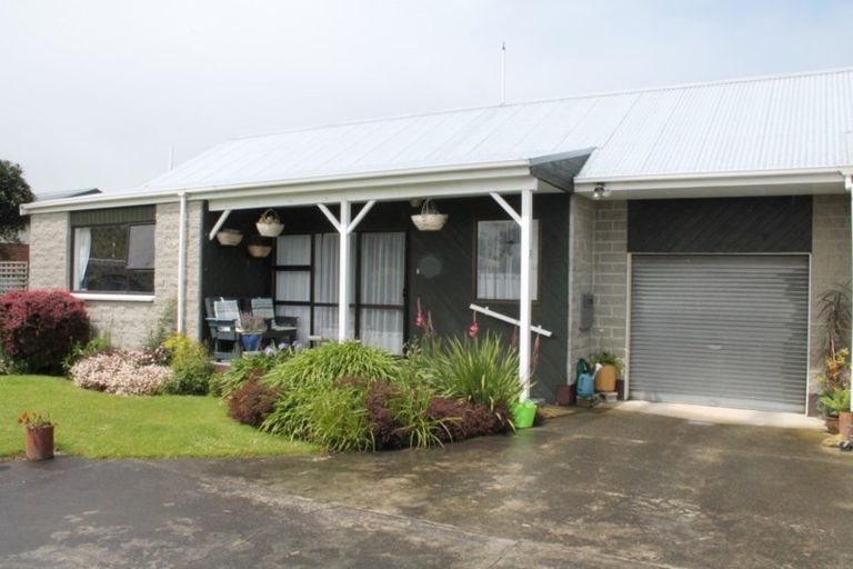 Photo of property in 61c Park Street, Winton, 9720