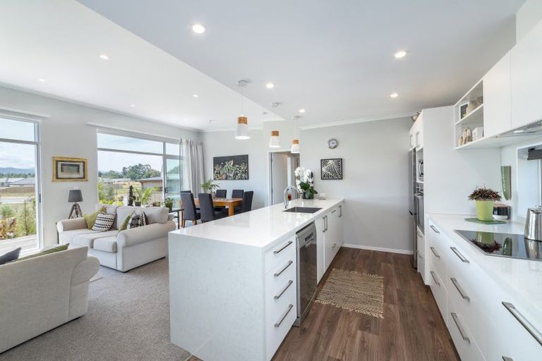 Photo of property in 19 Cotterville Crescent, Greytown, 5712